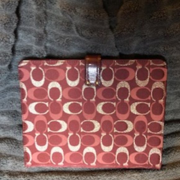 NWOT Coach Metallic Gold and Burgundy iPad Case - Picture 2 of 3